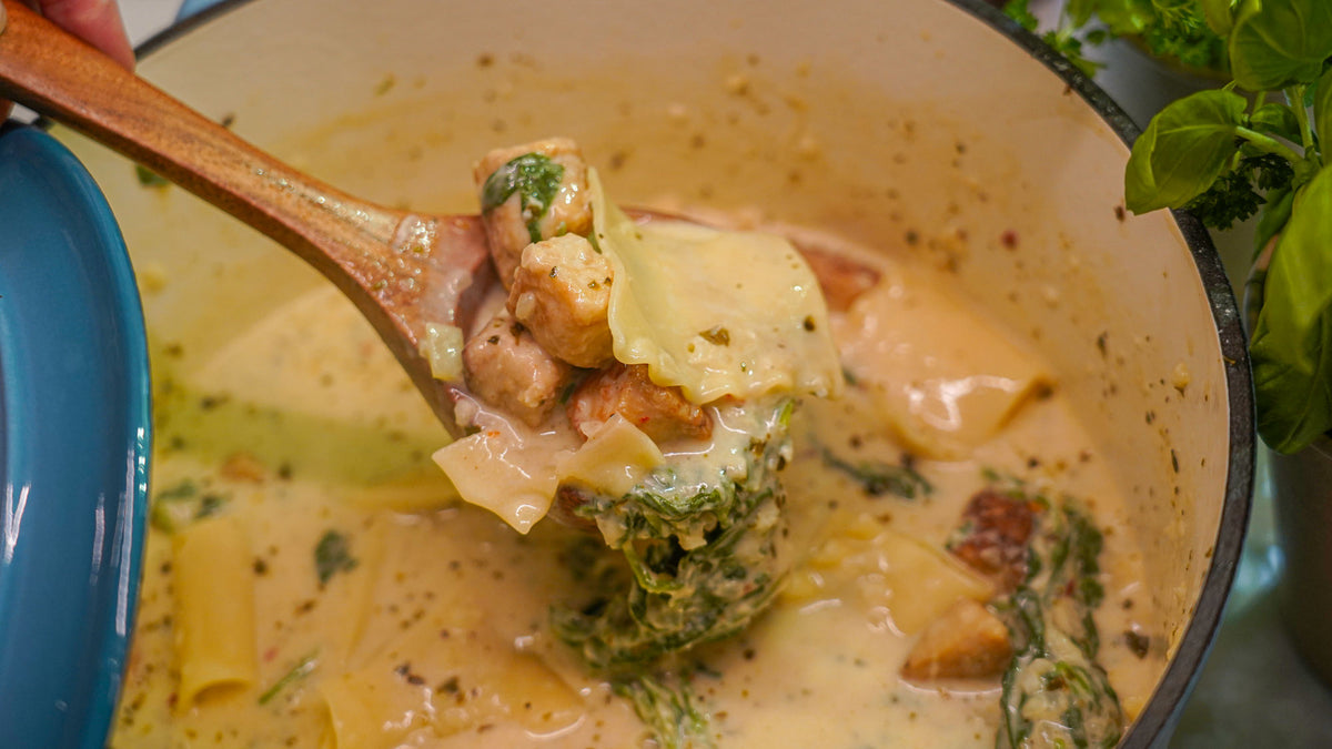Cremige Alfredo-Lasagnesuppe mit Hähnchen