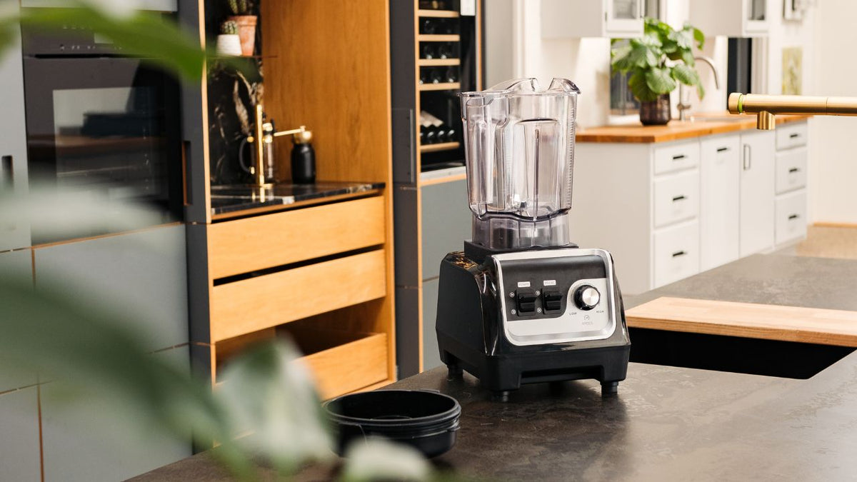 5 Dinge, die du vor dem Kauf eines Standmixers beachten solltest