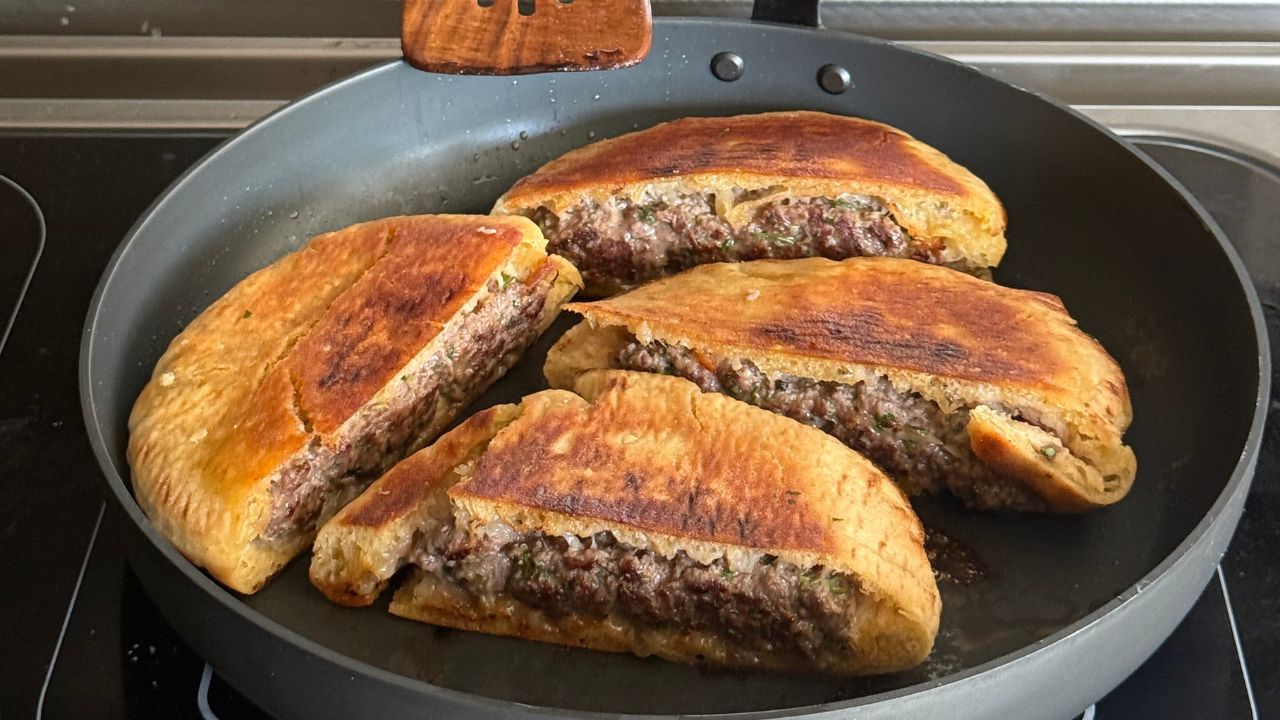 Arayes – würziges Fleisch in knusprigem Pitabrot