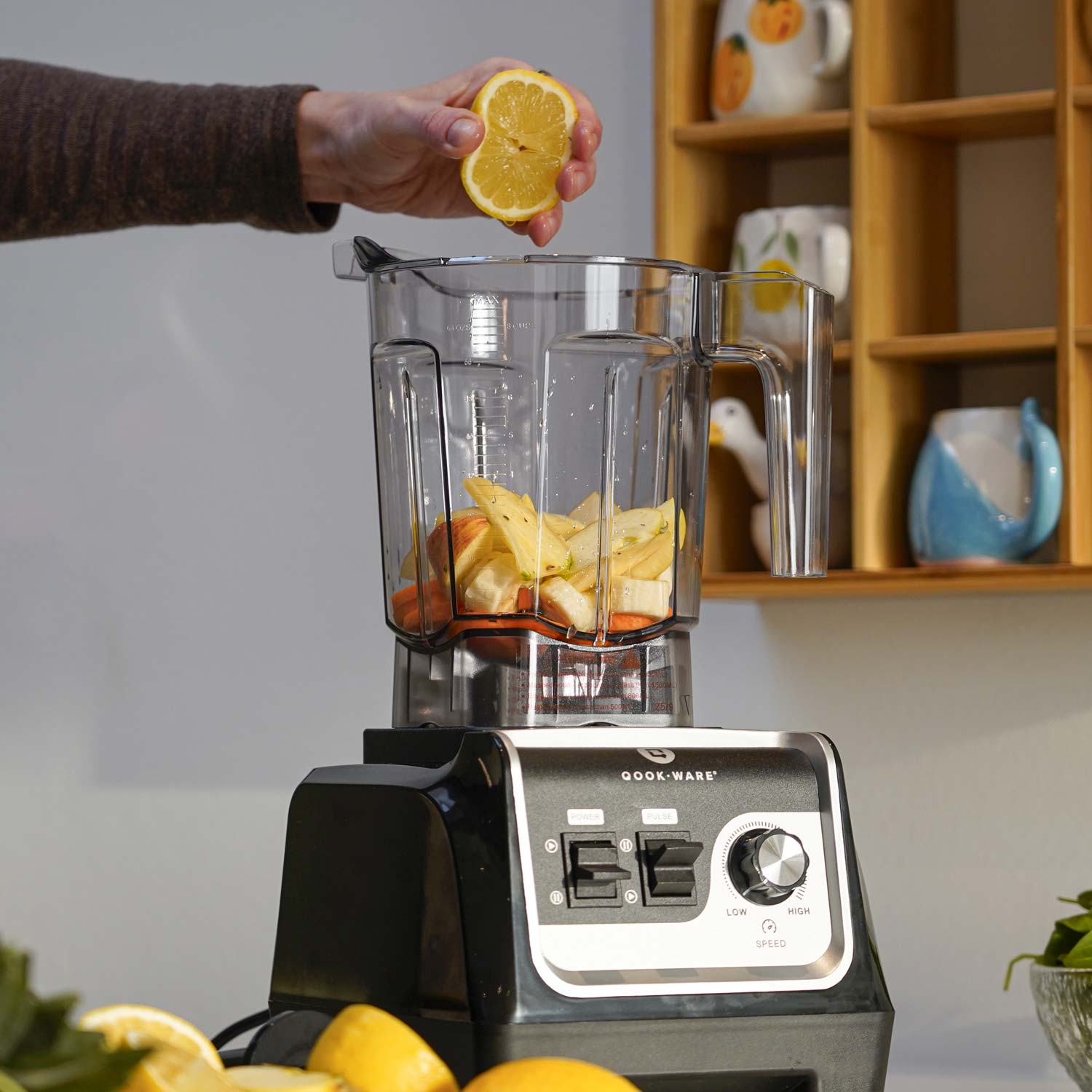 Wie leistungsstark sollte ein Standmixer sein?