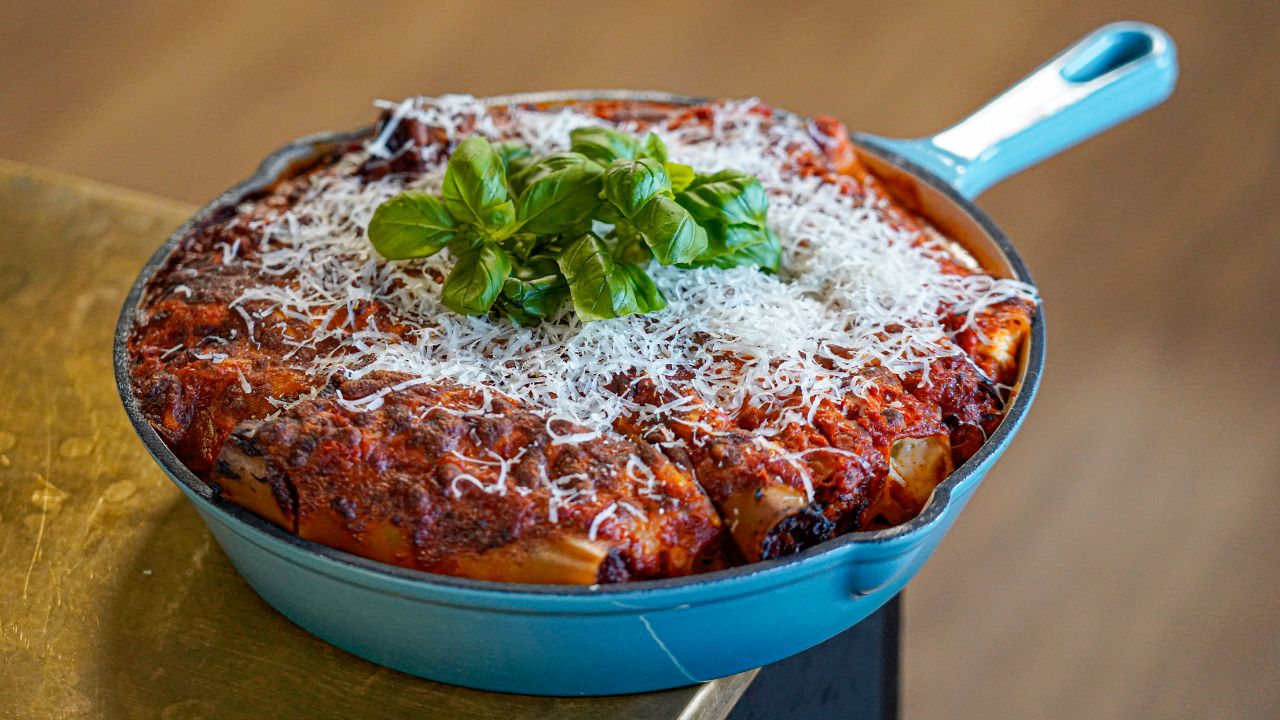 Gefüllte Cannelloni mit Salsiccia, Ricotta & Mascarpone