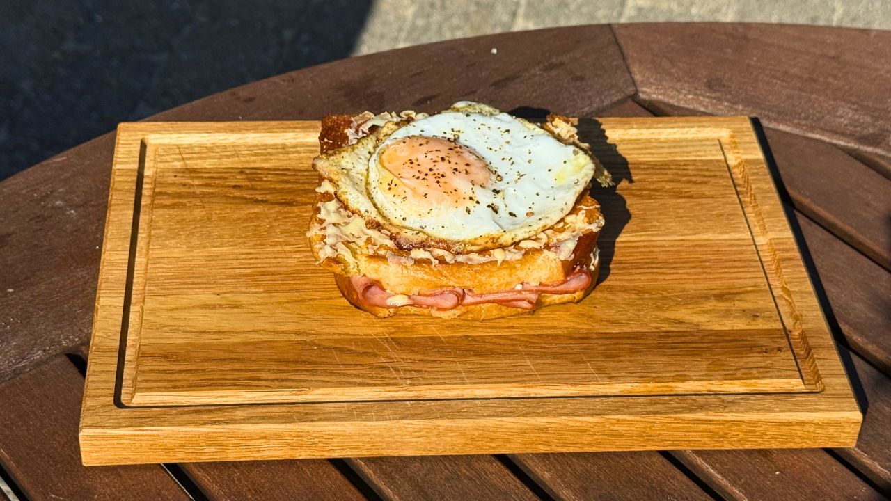 Croque Madame - französischer Gourmet-Toast
