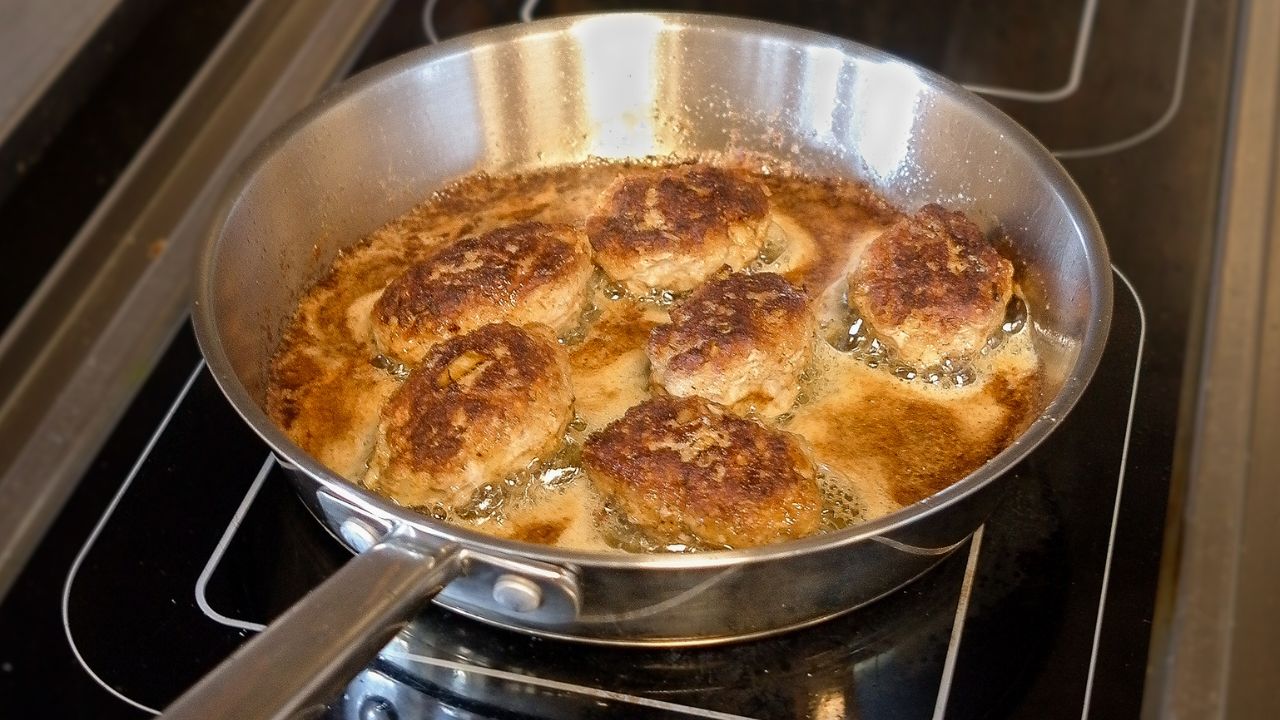 Rezept für klassische Frikadellen mit perfekter Kruste