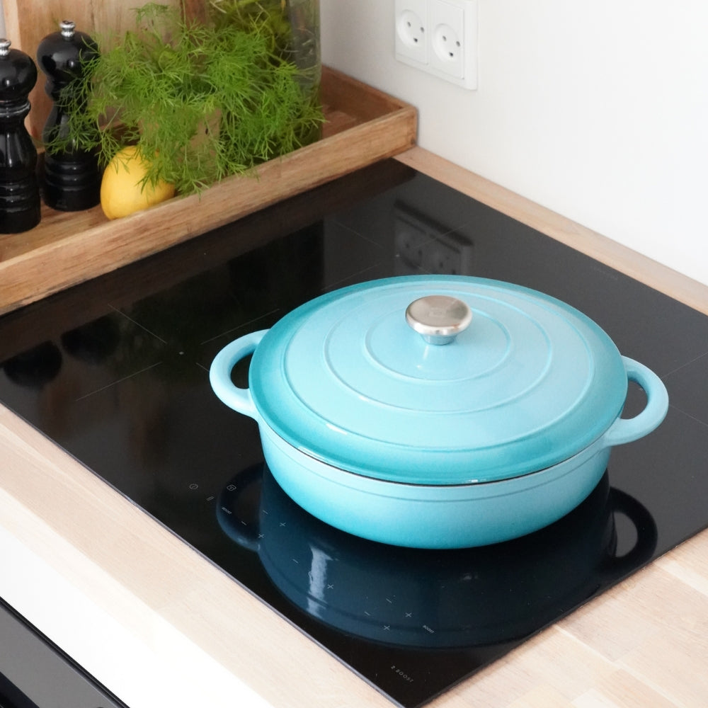 Emaillierte Gusseisen-Sauteuse mit 3,5 l Fassungsvermögen von Qookware