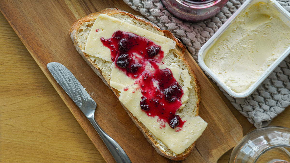 No-Knead-Brot mit kalter Teigführung aus dem emaillierten Gusseisentopf