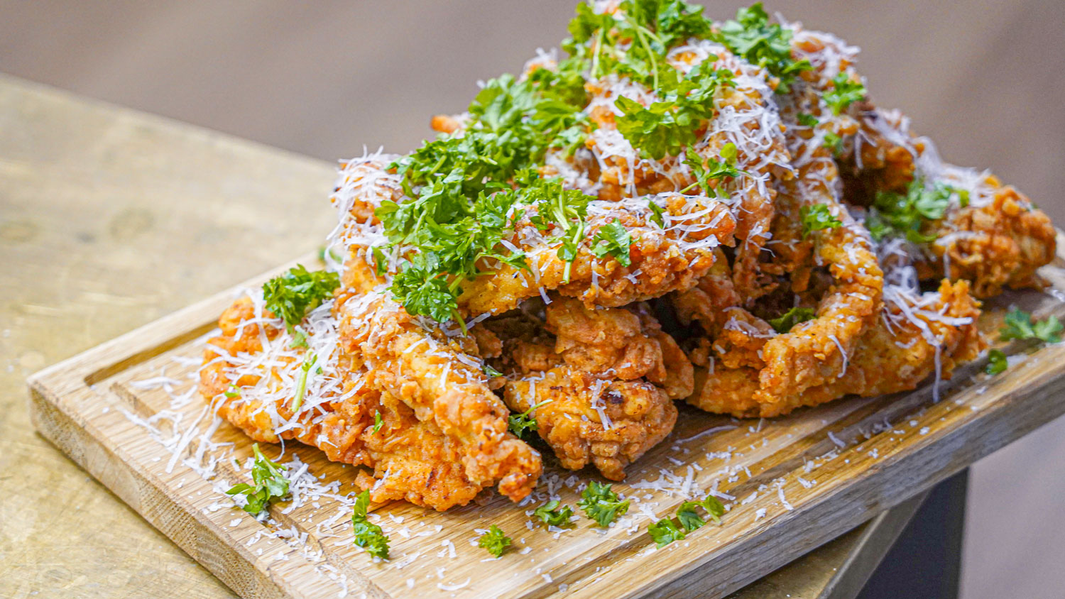 Chicken Tenders mit Parmesan & Petersilie - unvergleichlich knusprig