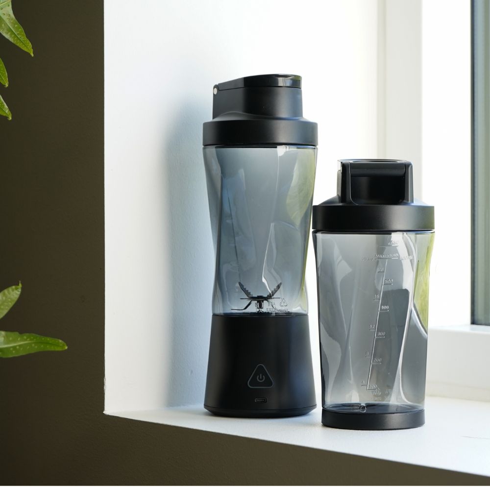 Komplettes Mini-Standmixer-Set mit zusätzlichem Becher von Qookware