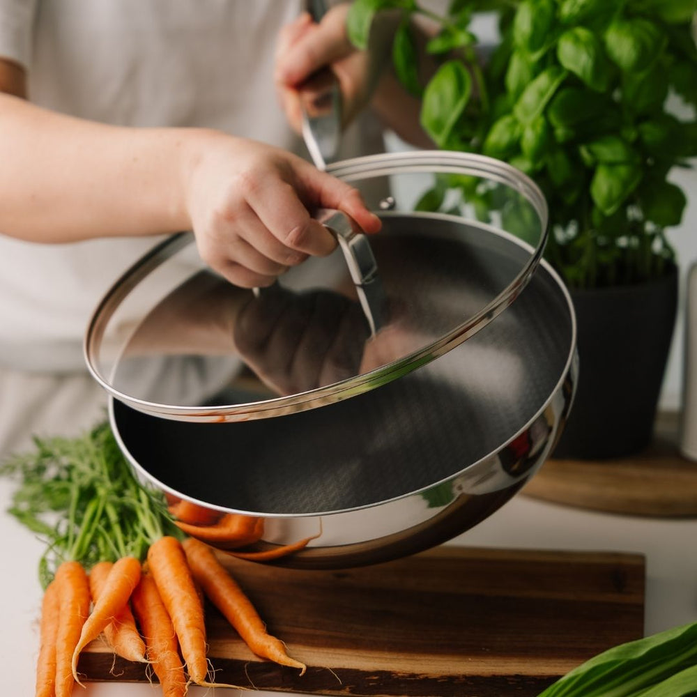 Wok mit Deckel 6-ply